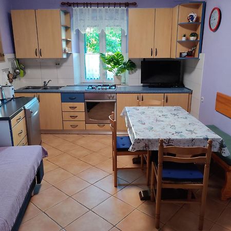 Apartman Jadranka Veli Lošinj Eksteriør billede