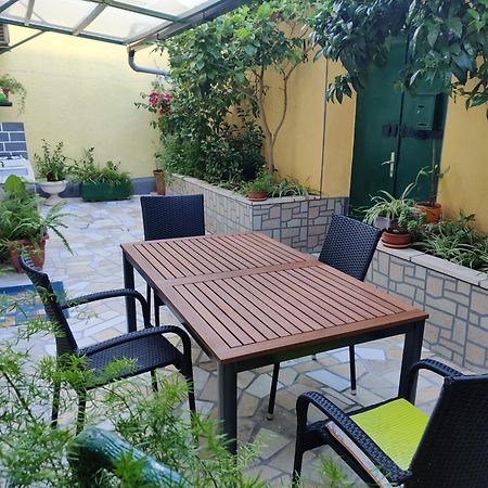 Apartman Jadranka Veli Lošinj Eksteriør billede